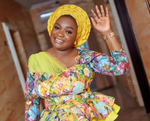 Emotional Drama at Omije Ojumi's Burial: Biological Father Contacts Children via Phone Call